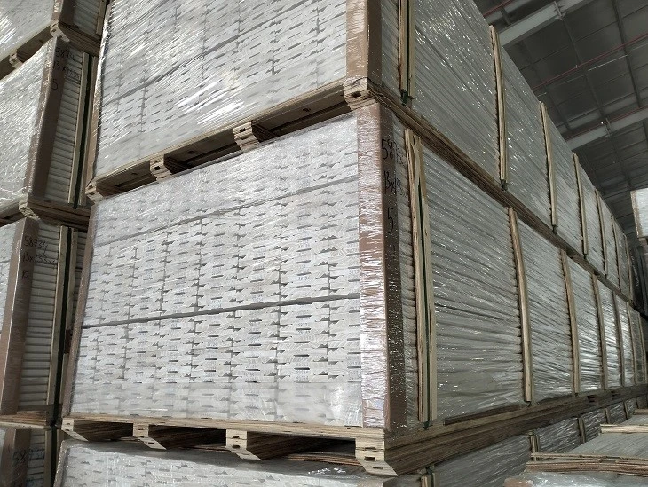 Duty Free White Primed Wood T&G Wall Panel Shiplap Packing Duty Free White Primed Wood T&G Wall Panel Shiplap Packing